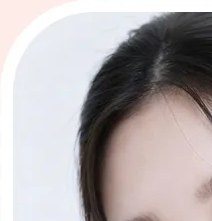 여성 얼굴 사진 일부